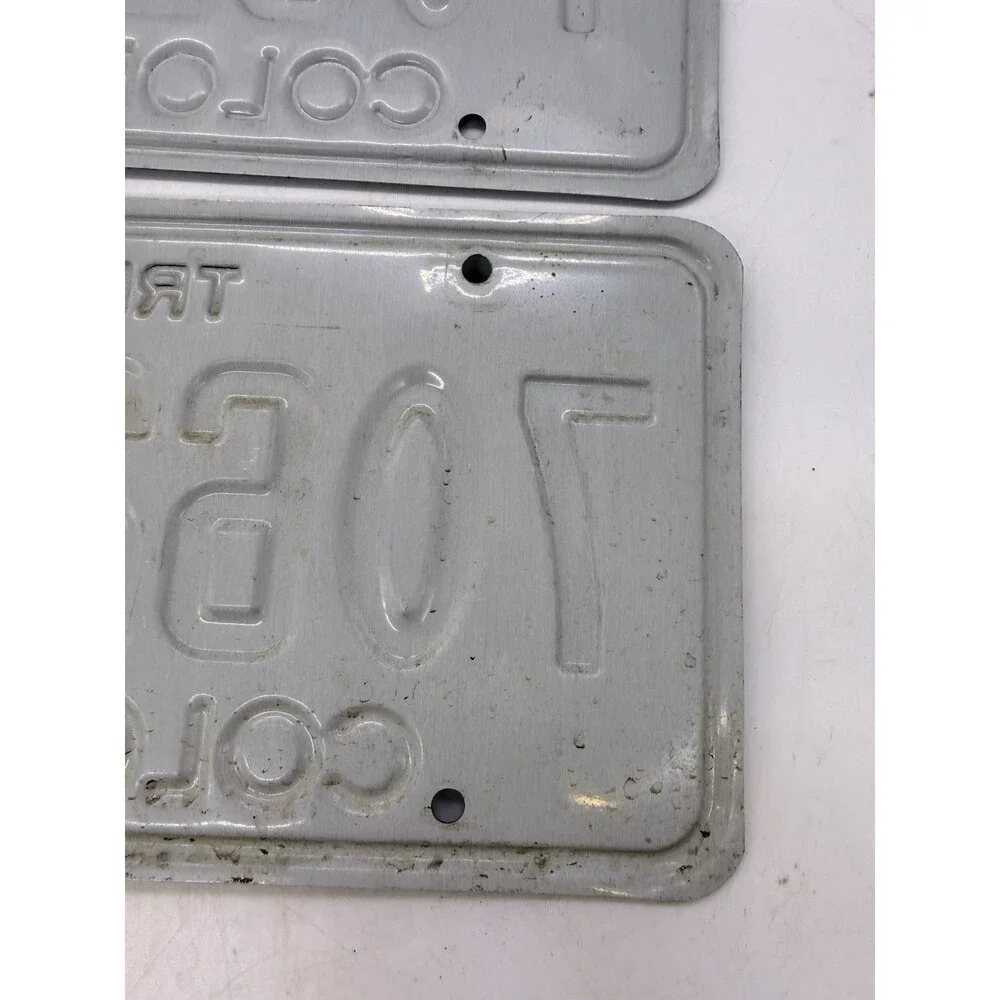 Vintage Pair Of Colorado Green Truck Automobile Vehicle Tag Expired 2000